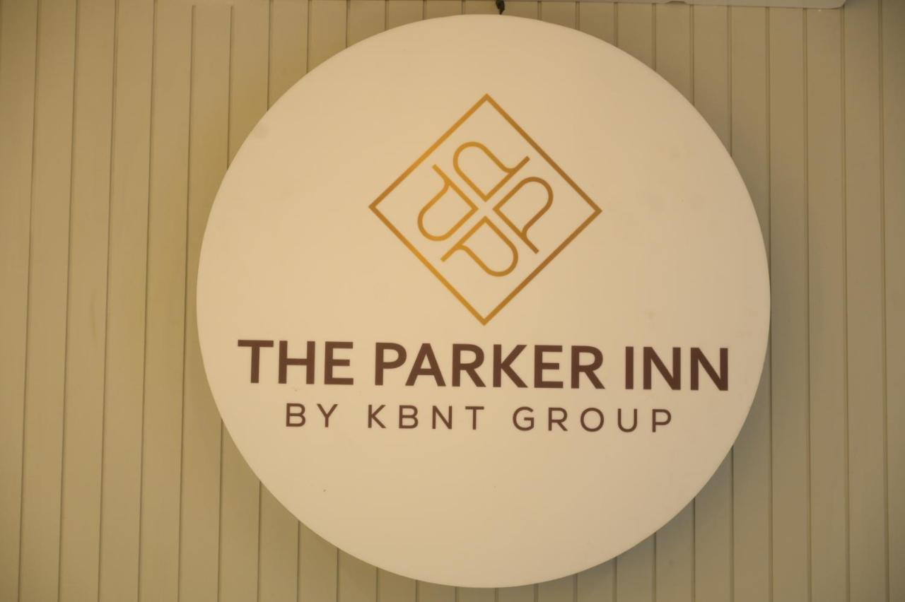 Hotel The Parker Inn By Kbnt Group Surate Extérieur photo