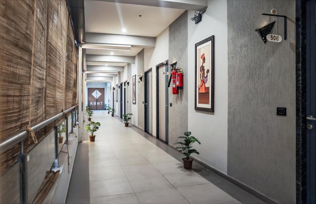Hotel The Parker Inn By Kbnt Group Surate Extérieur photo
